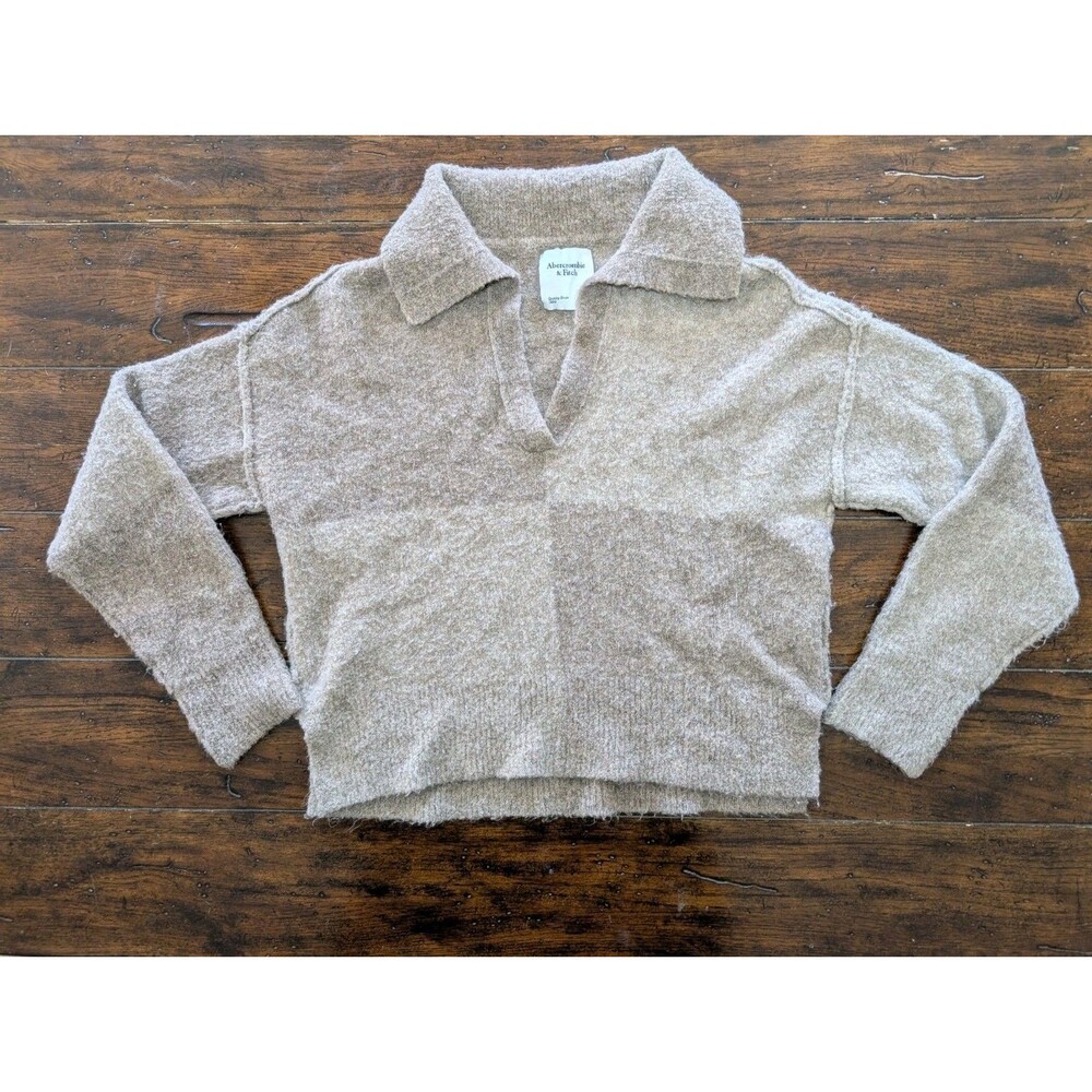 Abercrombie & Fitch Women's Size M Fuzzy Polo Sweater V-Neck Tan